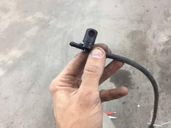 Замена форсунок омывателя стекла опель астра h gtc