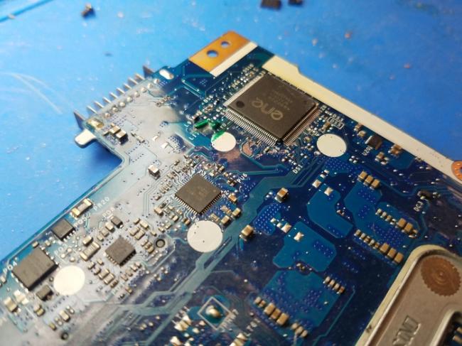 Алкоголь убивает. Ремонт техники, Кудрявые руки, Ремонт ноутбуков, Екатеринбург, Пайка, Мультиконтроллер, Длиннопост