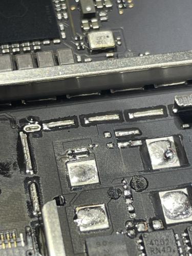 Очередной ремонт самовыпилившегося макбука Macbook, Ремонт техники, Ремонт ноутбуков, Apple, Видео, Без звука, Длиннопост