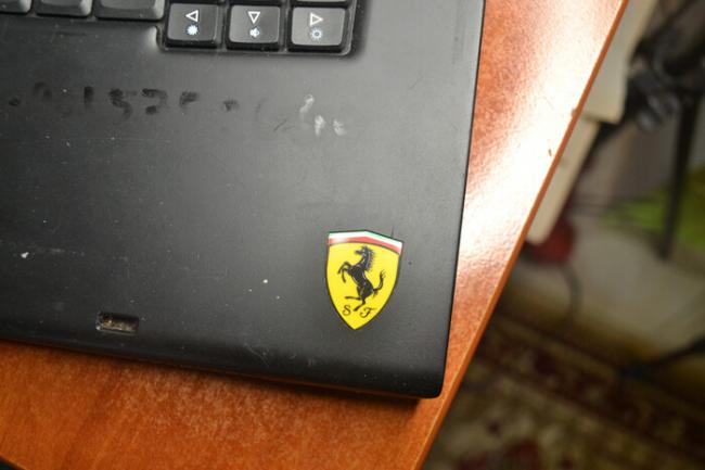 Коллекционный ноутбук Ferrari… за 600 рублей. Что за ноутбук я купил по цене обеда в столовой? Ремонт техники, Гаджеты, Ремонт ноутбуков, Ноутбук, Девайс, Редкость, Ништяки, Acer, Ferrari, Интересное, Windows, AMD, Нетбук, Ретро, Длиннопост
