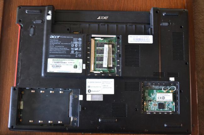 Коллекционный ноутбук Ferrari… за 600 рублей. Что за ноутбук я купил по цене обеда в столовой? Ремонт техники, Гаджеты, Ремонт ноутбуков, Ноутбук, Девайс, Редкость, Ништяки, Acer, Ferrari, Интересное, Windows, AMD, Нетбук, Ретро, Длиннопост