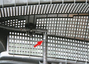 Снятие и установка решетки короба воздухопритока Опель Астра Н