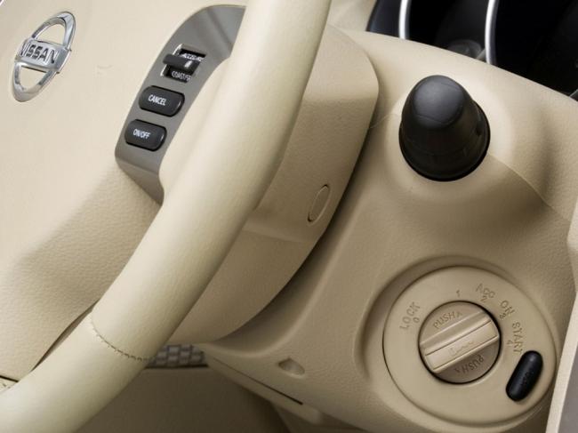 Фото в бортжурнале Nissan Tiida (1G)