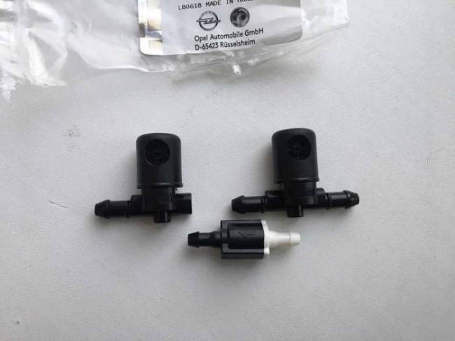 Замена форсунок омывателя стекла опель астра h gtc