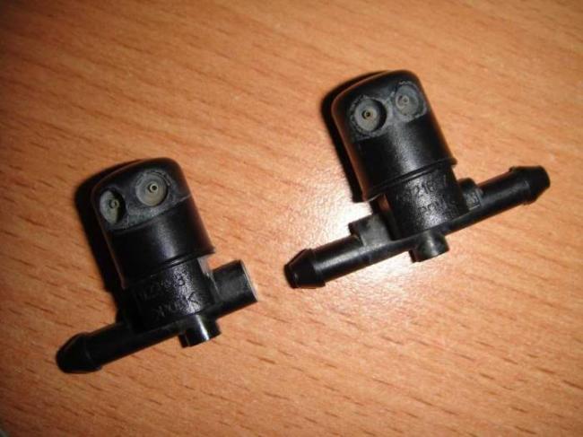 Замена форсунок омывателя стекла опель астра h gtc