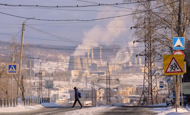 Фото 21. По видимому, это градирни комбината «Магнезит». Отзыв о поездке в урочище Пороги в окрестностях города Сатка Челябинской области. 1/500, 11.0, 400, 200.