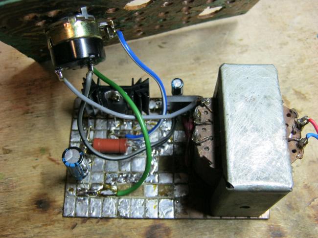 простой блок питания в сборе