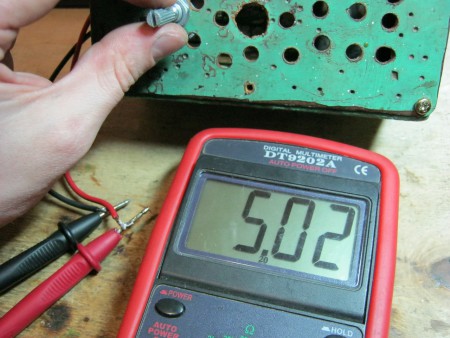 выставляю 5 Вольт