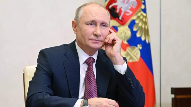 Владимир Путин во время встречи с учениками 5–7-х классов