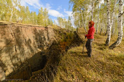 Poezdka na Taganai oseniu Voskhozhdenie na Dvuglavuiu sopku ekskursiia k Magnitskim razlomam u CHernoi skaly CHto delat esli v gorakh nenastnaia pogoda.