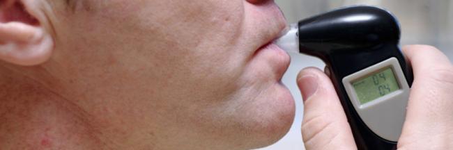 Соглашаться ли дышать в алкотестер инспектора