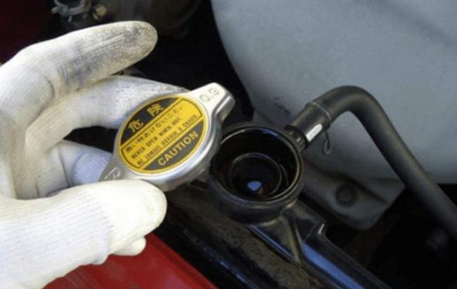 Горловина радиатора