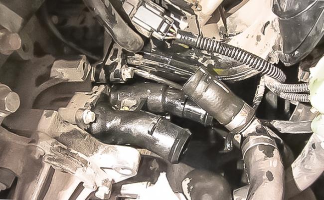 Замена термостата Форд Фокус 2 1.6