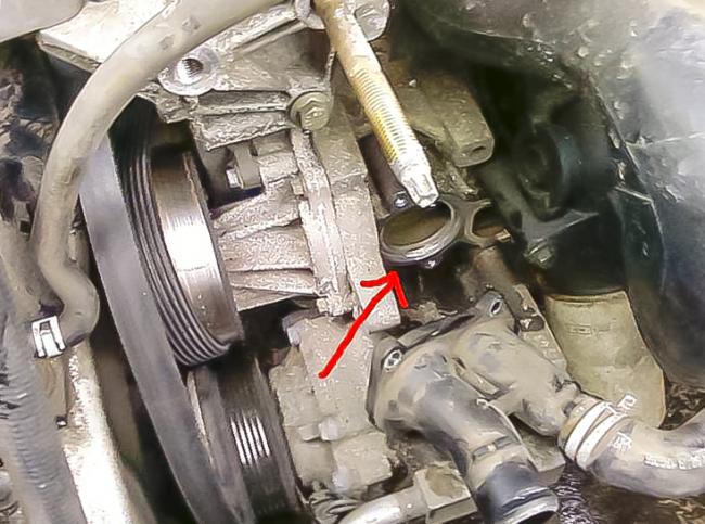 Замена термостата Форд Фокус 2 1.6