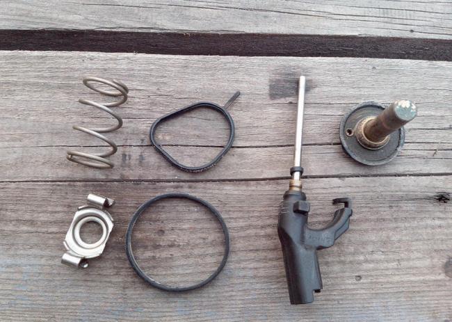 Замена термостата Форд Фокус 2 1.6