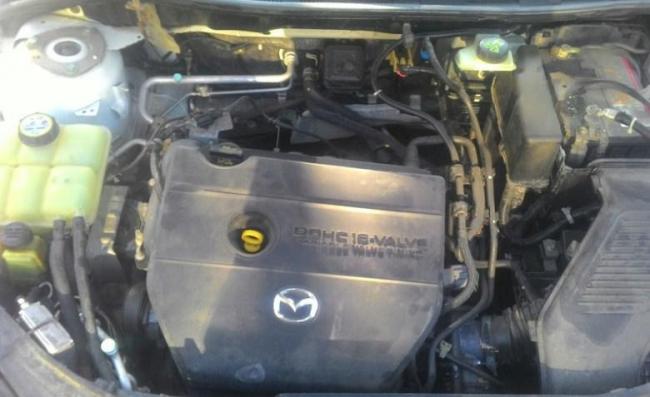 двигатель упал т.к. порвалась подушка