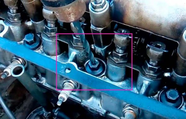 Эффективные способы откручивания рваных болтов ГБЦ с притертыми краями