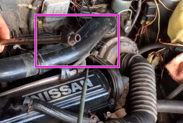 Эффективные способы откручивания рваных болтов ГБЦ с притертыми краями