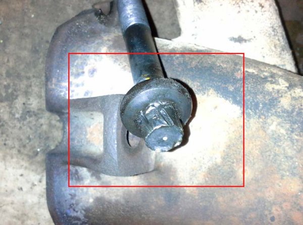 Эффективные способы откручивания рваных болтов ГБЦ с притертыми краями