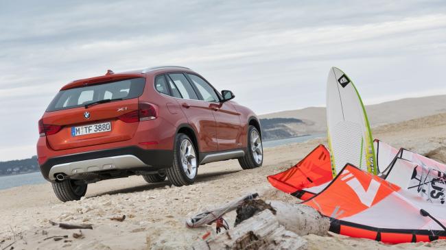 P90093210_highRes_the-new-bmw-x1-mood-