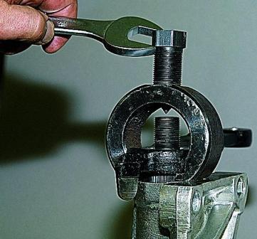 Ремонт и регулировка рулевого механизма автомобиля ВАЗ-2121